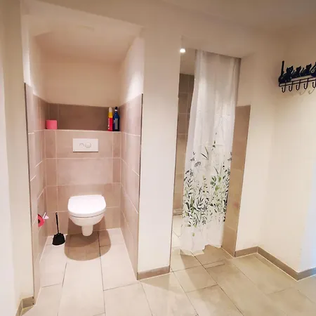 Prostay Lier ميشيده